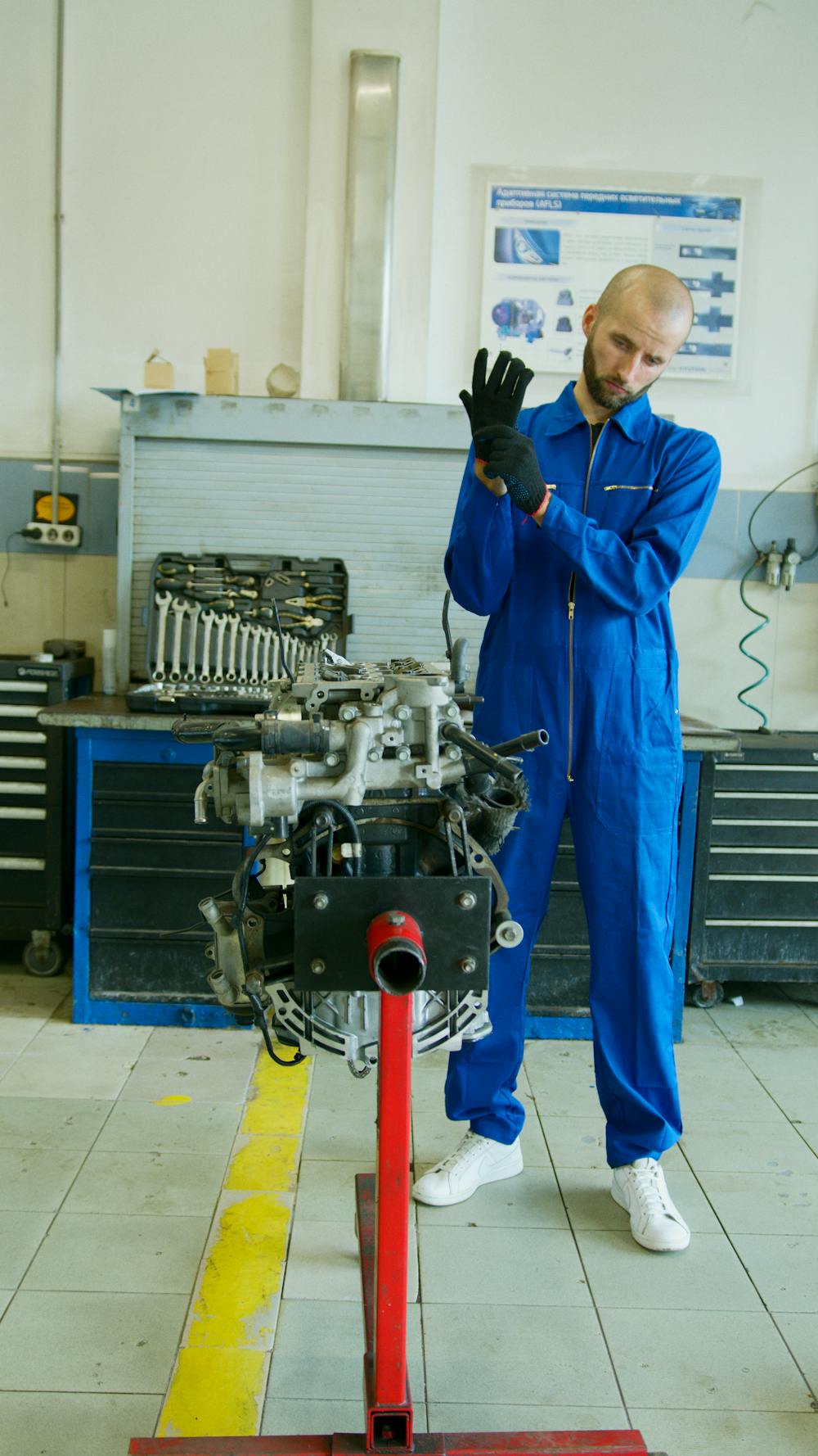 Expert mechanic